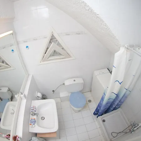 Aretes Maisonette Feriehus *